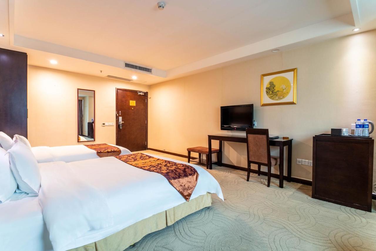 Fortune Hotel Гуанчжоу Екстер'єр фото