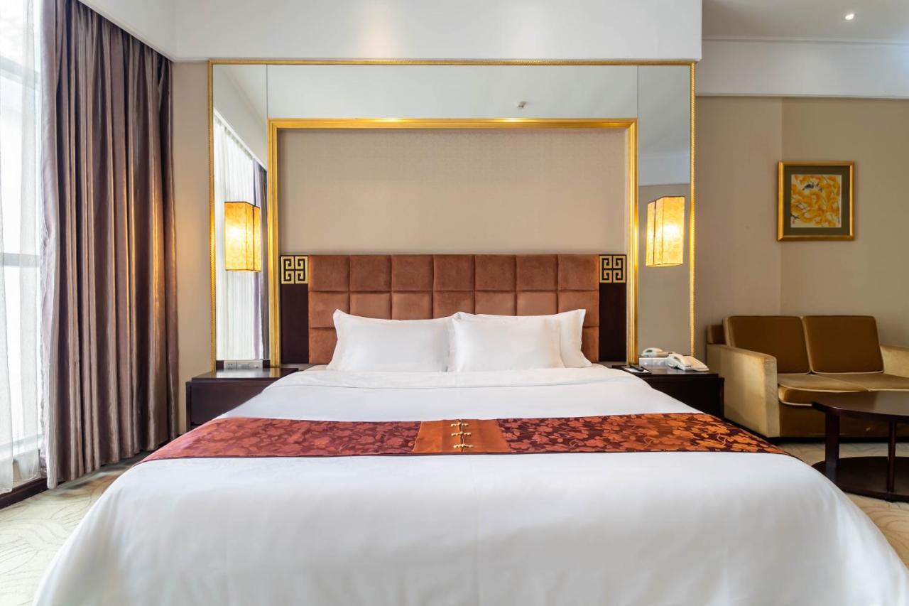 Fortune Hotel Гуанчжоу Екстер'єр фото