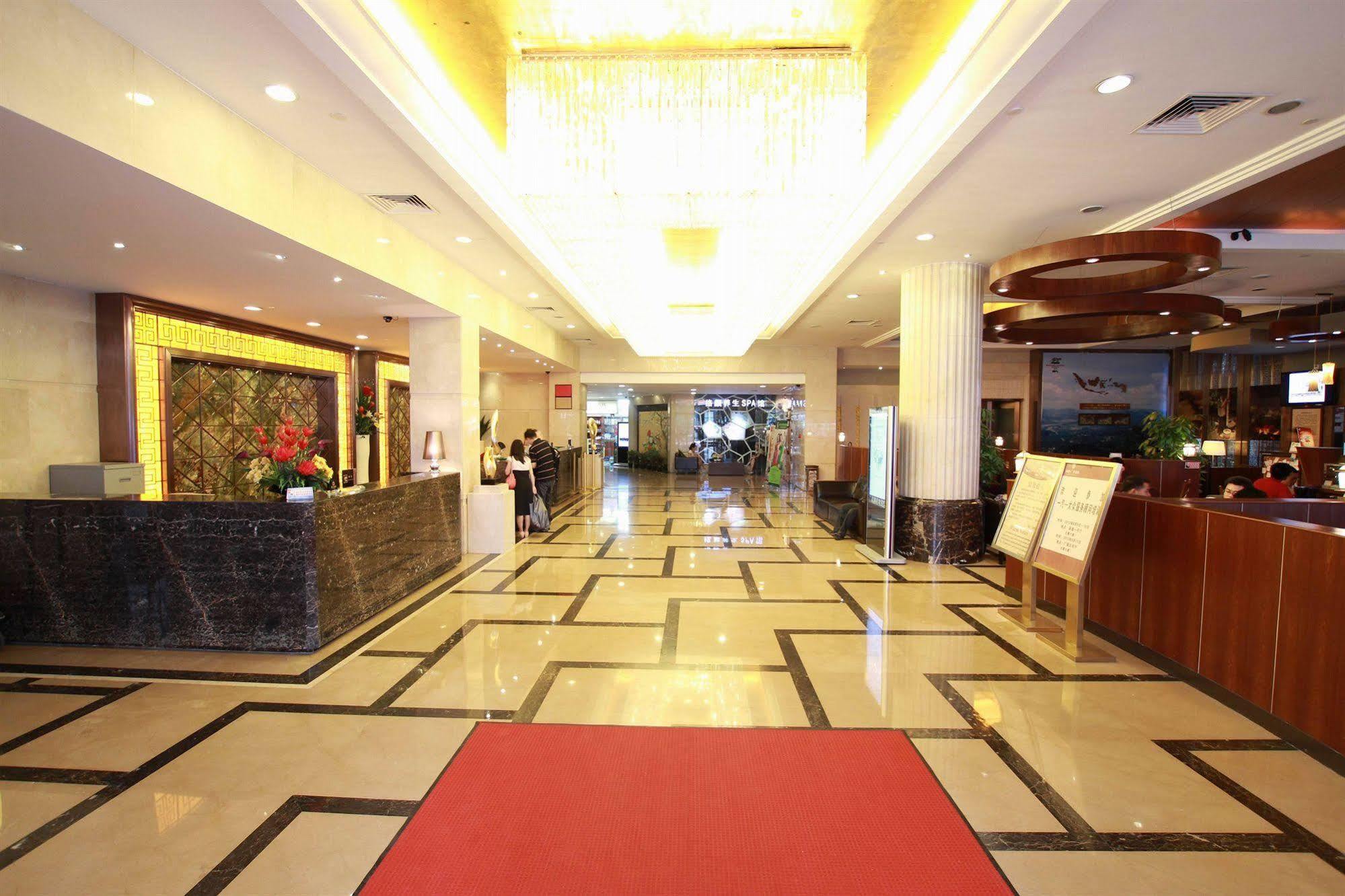 Fortune Hotel Гуанчжоу Екстер'єр фото